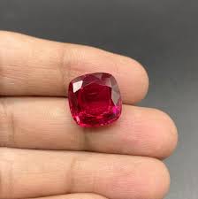 Ruby Gemstone (Ruby Stone) माणिक्य रत्न
